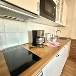 Sofia33 *